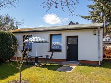 Bungalow für 2 Personen, mit Garten in Kröslin