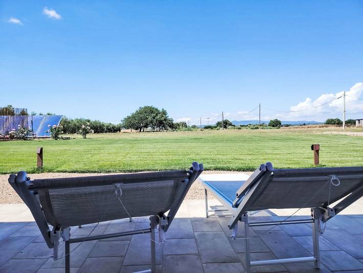 Ferienwohnung für 5 Personen, mit Terrasse und Garten in Bibbona