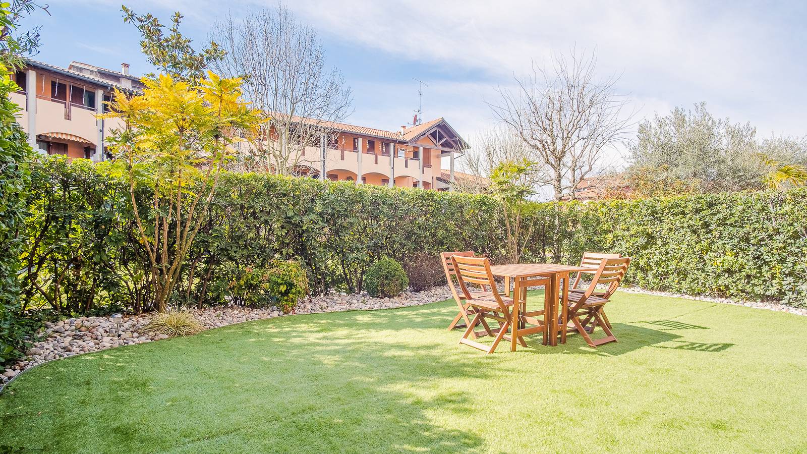 Appartamento intero, Appartamento vacanze per 2 persone con giardino in Santa Maria di Lugana, Sirmione