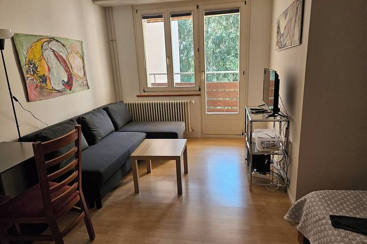 Ganze Wohnung, Ferienwohnung Parkareal Davos für 2 Personen, komfortabel, gemütlich und zentral in Davos Platz 1, Davos