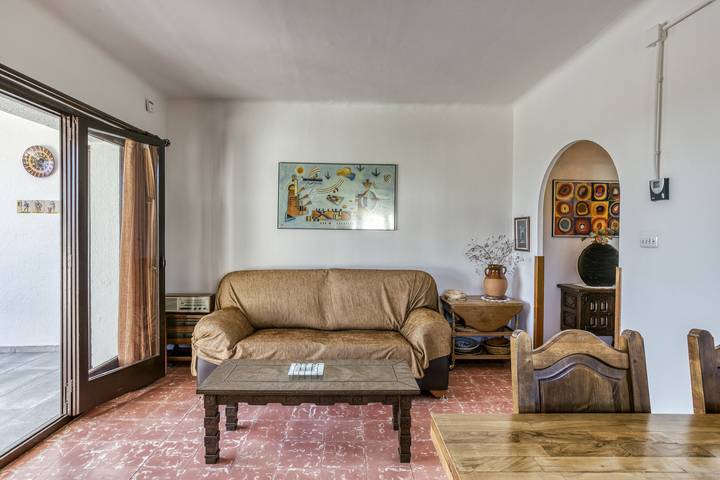 Apartamento entero, "Ático con vistas al mar en Roses" con vistas al mar, terraza y Wi-Fi in El Mas Boscá, Roses
