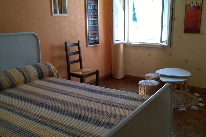 Location de vacances pour 5 personnes, avec jacuzzi ainsi que jardin et terrasse à Poullan-sur-Mer - 4