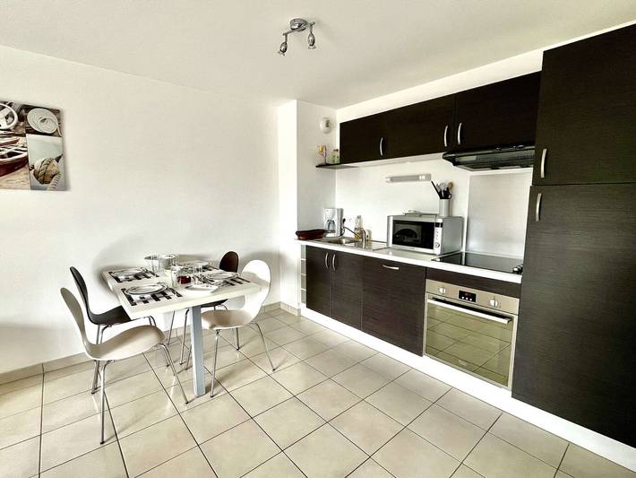 Ganze Wohnung, Étel - 2-Zimmer-Wohnung mit Balkon und Parkplatz, strandnah in Étel, Côte des Mégalithes