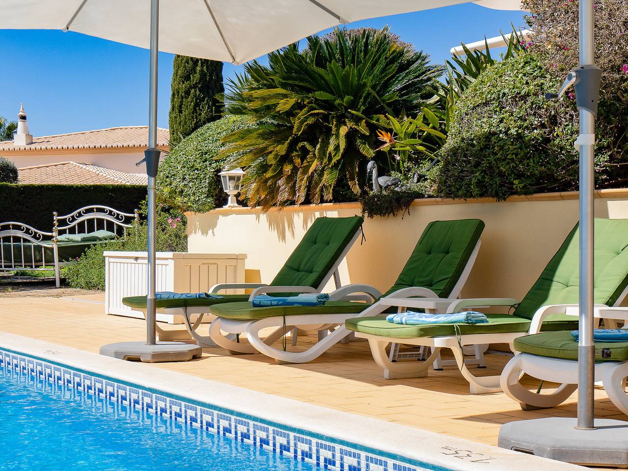 Beeindruckendes Haus mit privatem Pool und Meerblick nahe Carvoeiro in Estômbar, Lagoa