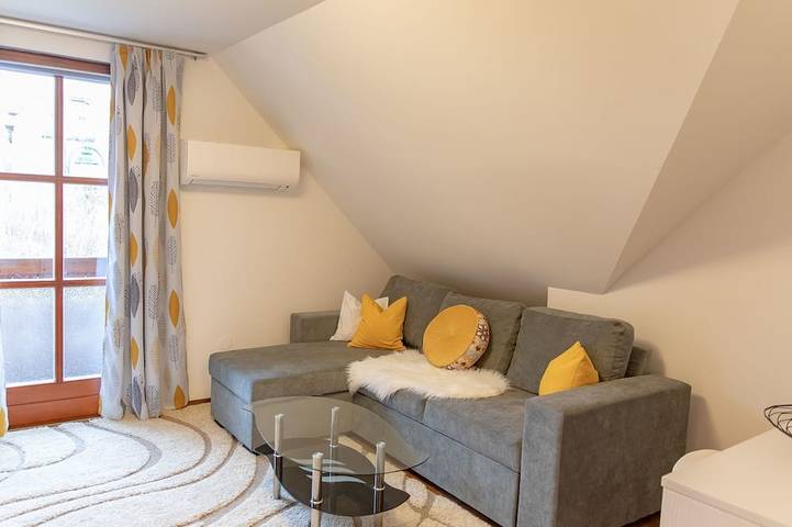 Ganze Wohnung, Große Ferienwohnung in Stubenberg am See mit Genusscard in Gemeinde Stubenberg, Steirerland