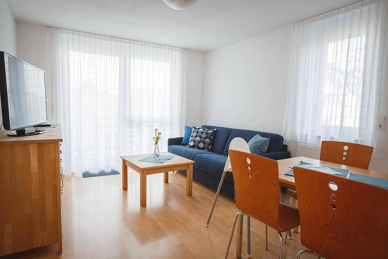 Appartement de vacances entier, Strandpension Mäder - 2-Zimmer Fewo mit 40 qm (Mainau) in Unteruhldingen, Obersee (Bodensee)