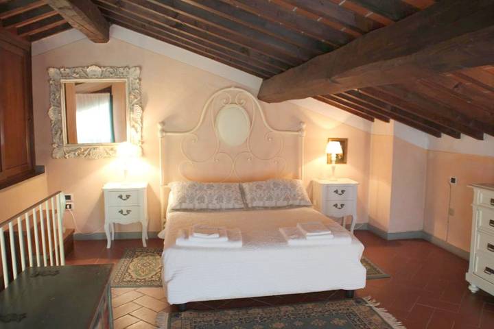 Maison de campagne pour 6 personnes, avec Balcon et Terrasse ainsi que Jardin et Piscine à Empoli - 2