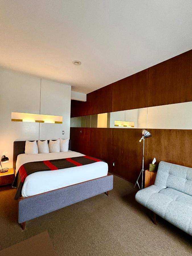 Hotel para 4 personas - 1