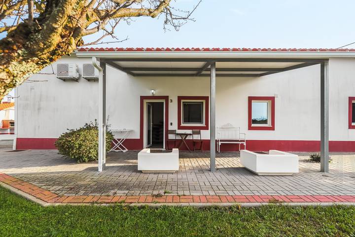 Location de vacances pour 2 personnes, avec jardin dans Pinhal Novo