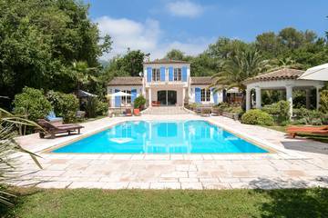 Chambre d’hôte pour 2 personnes, avec piscine ainsi que jacuzzi et jardin à Tourrettes-sur-Loup