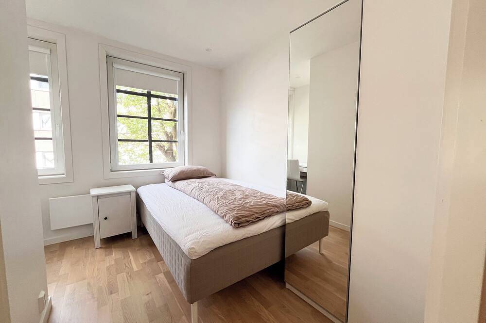 Hel leilighet, Modern apartment in traditional wooden house in Bergen in Årstad, Bergen