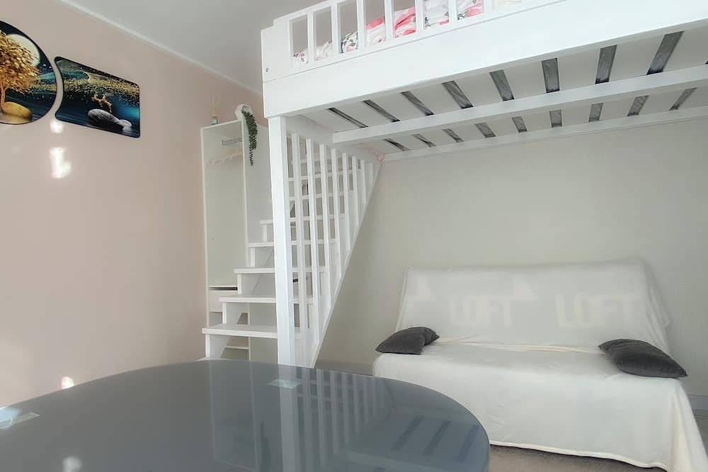 Entire apartment, Studio Cosy in Saintes, Saintes region