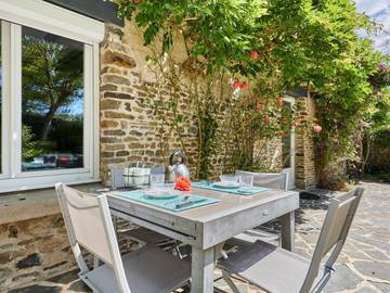 Gîte pour 4 personnes, avec jacuzzi et terrasse à Glatigny