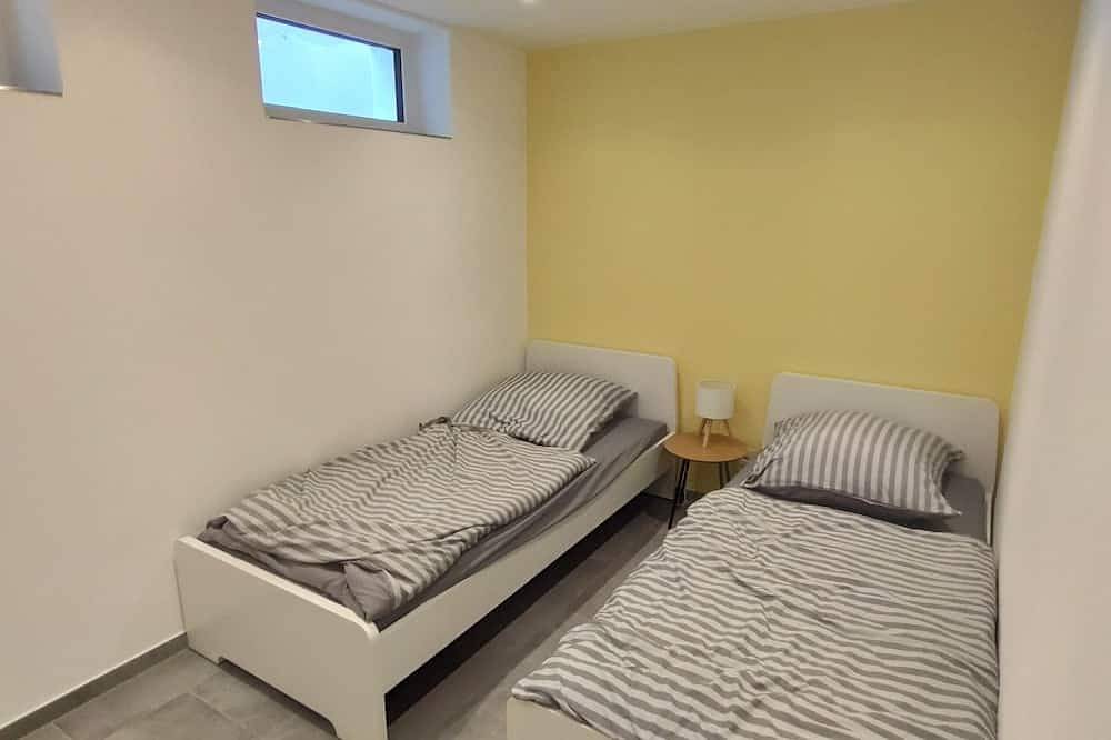 Ganze Wohnung, Familienfreundliche Ferienwohnung mit Blick auf die Weinberge in Kasel, Landkreis Trier-Saarburg