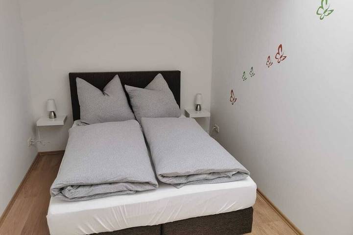 Ferienwohnung für 9 Personen, mit Terrasse und Garten in Bad Schlema - 3