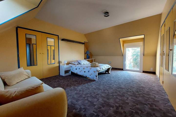 Location de vacances pour 10 personnes, avec jardin ainsi que jacuzzi et balcon à Carentoir - 4