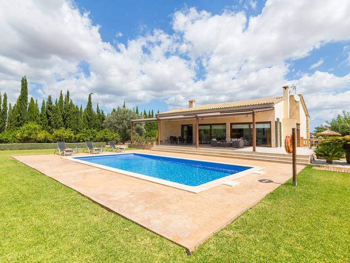 Casa rural para 5 personas, con Balcón/Terraza además de Jardín y Piscina en Inca - 2