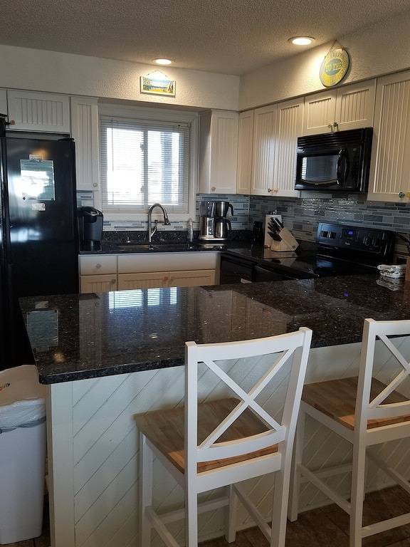 Ganze Wohnung, Sie werden Sea Glass lieben. Semi-Oceanfront Condo. Nur wenige Schritte vom Strand entfernt. Kostenlose Bettwäsche in South Rodanthe, Waves