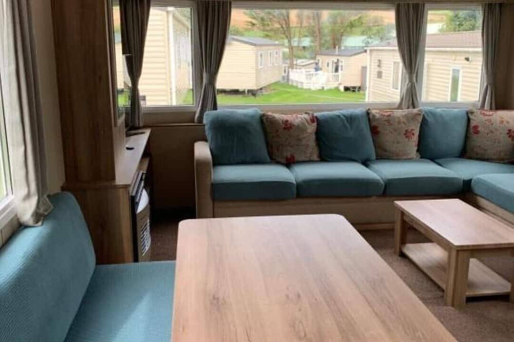 Newquay Bay Porth Caravan - 6 berth in Newquay, Cornwall