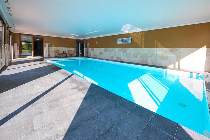 Maison de vacances pour 6 personnes, avec jardin ainsi que piscine et terrasse