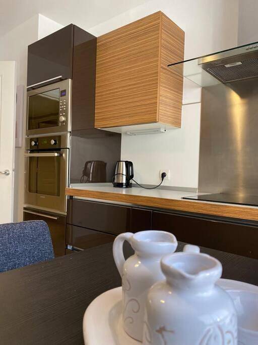 Gîte pour 6 personnes, avec balcon dans Gare de Monaco Monte Carlo - 4