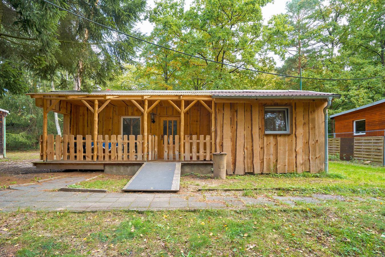 Bungalow '19 - Finnhütte' con terrazza privata e giardino in comune in Niesky, Oberlausitz Niederschlesien