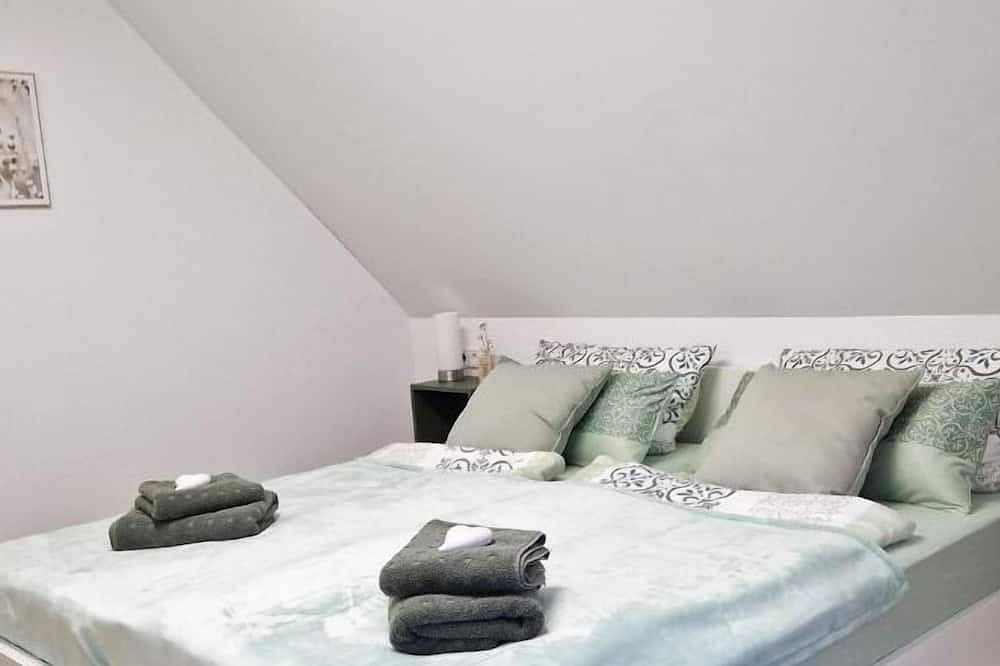 Ganze Wohnung, Ferienwohnung Katzensprung Jonsdorf in Jonsdorf, Zittauer Gebirge