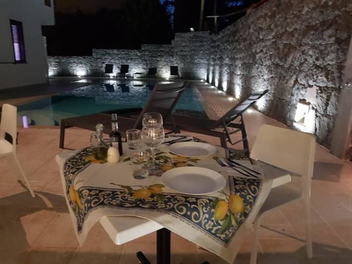 B&b per 2 persone, con Terrazza e Idromassaggio nonché Giardino e Piscina a Calatabiano