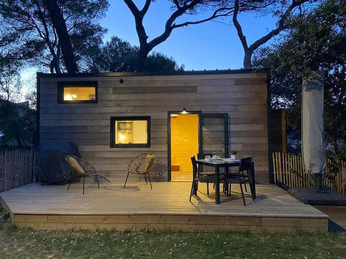 Location de vacances pour 4 personnes, avec Terrasse ainsi que Jardin et Vue à Pélissanne