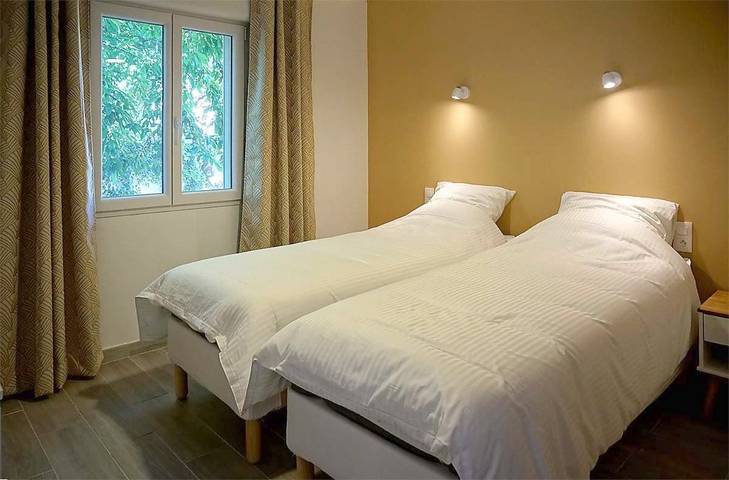 Location de vacances pour 2 personnes, avec terrasse ainsi que jardin et vue à Carpentras - 3