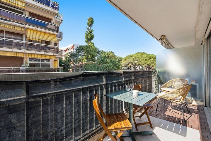 Appartamento intero, Le Juan Soleil - Joli studio à Juan-les-Pins in Juan-les-Pins, Antibes
