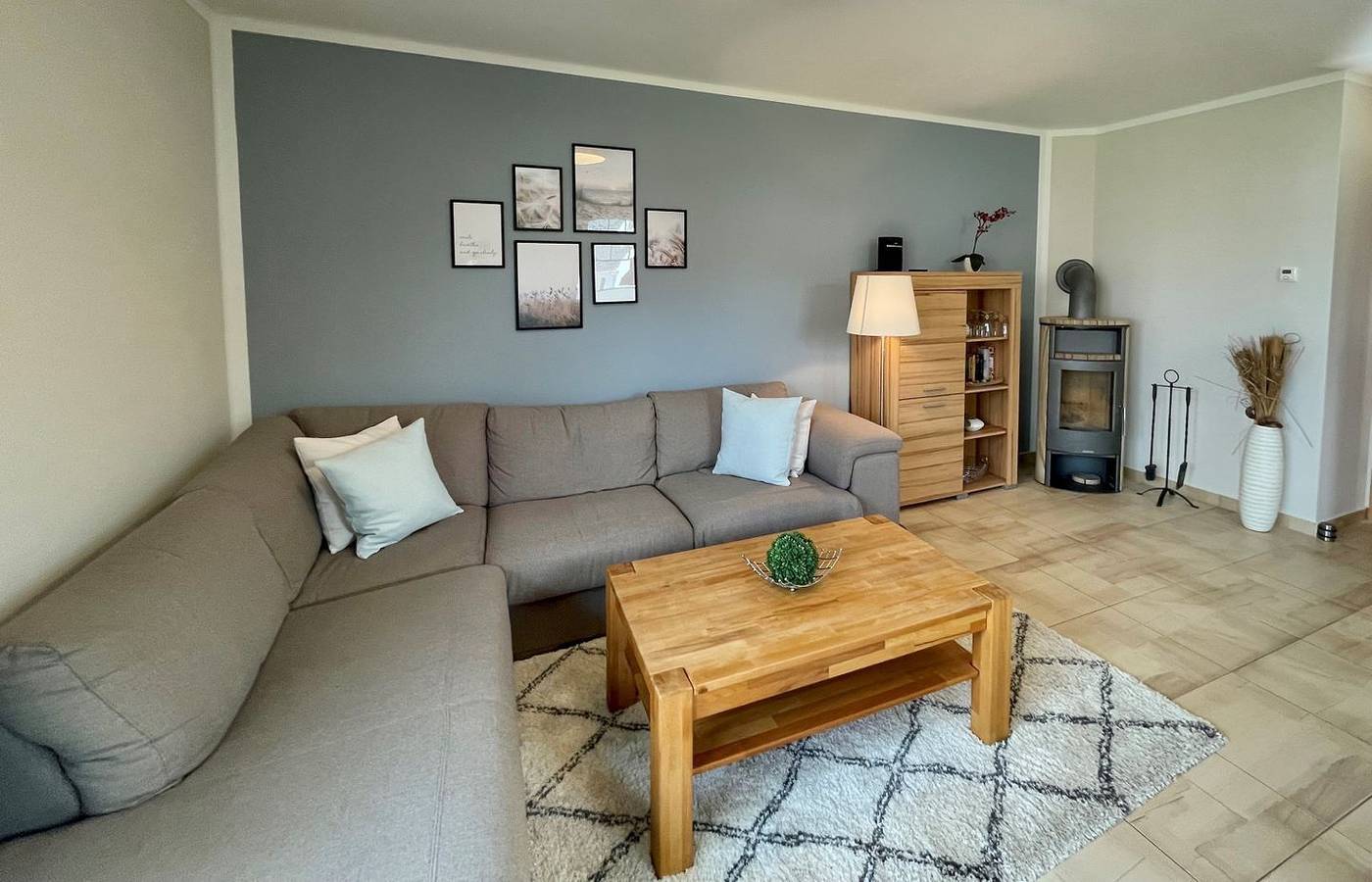 Ferienhaushälfte "Kranichnest" für 6 Erwachsene, 1 Kleinkind und 2 Hunde. in Fuhlendorf, Poméranie occidentale