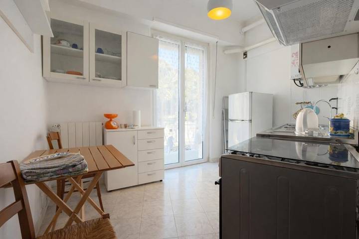 Gîte pour 3 personnes, avec balcon et vue dans Ospedaletti - 2