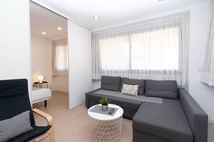 Apartamento entero, Reig 7. 1 Bedroom Apartment up to 4 people. Valencia in Valencia, Costa de Valencia