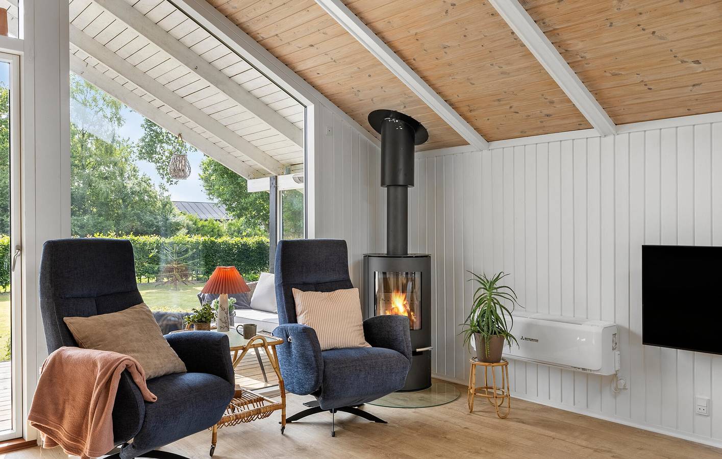 Feriehus for 8 personer med terrasse in Saksild Strand, Rude Strand