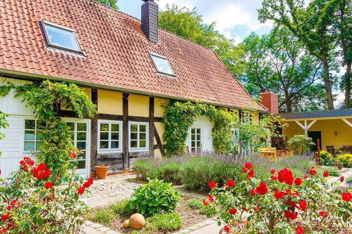 Ferienwohnung für 2 Personen, mit Terrasse und Garten sowie Pool und Ausblick in Bruchhausen-Vilsen