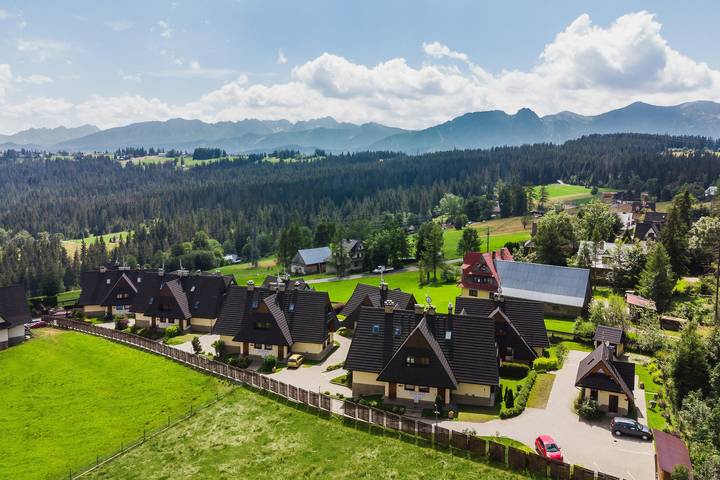 Ganze Wohnung, Family Suite with Balcony | View of the Tatra Mountains | Parking. in Nowe Bystre, Karpaten (Polen)