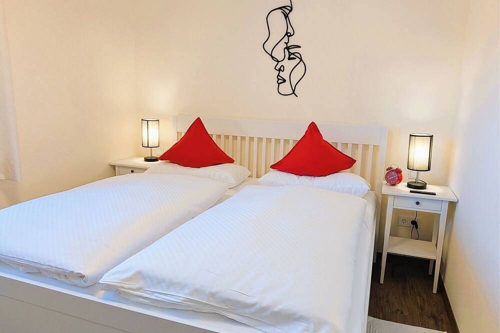 Entire apartment, Newly built apartments in a very quiet location in the center - barrier-free in Bad Wörishofen, Bavarian Swabia