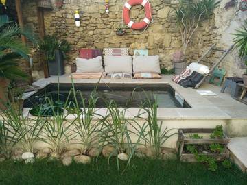 Chambre d’hôte pour 2 personnes, avec piscine et jardin, animaux acceptés dans le Vaucluse