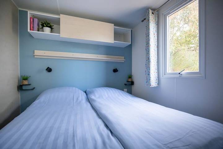 Caravane pour 6 personnes, avec vue sur le lac à Le Muy - 4