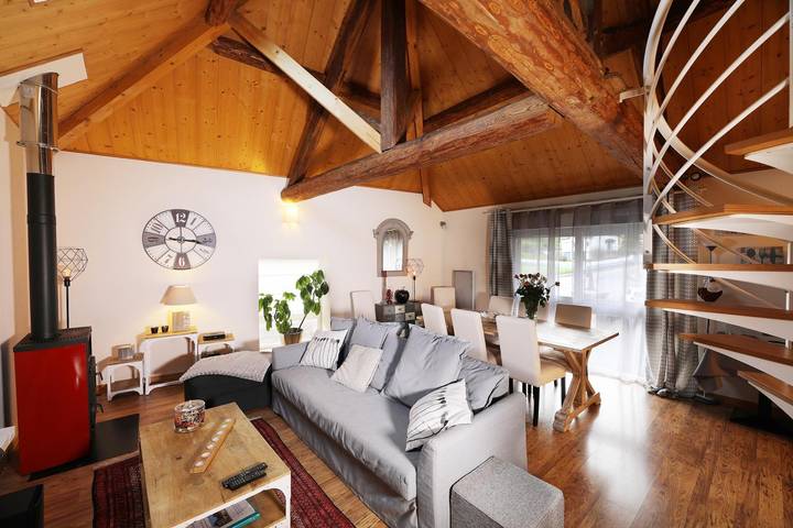 Casa de huéspedes para 6 personas, con jardín además de piscina y vistas - 1