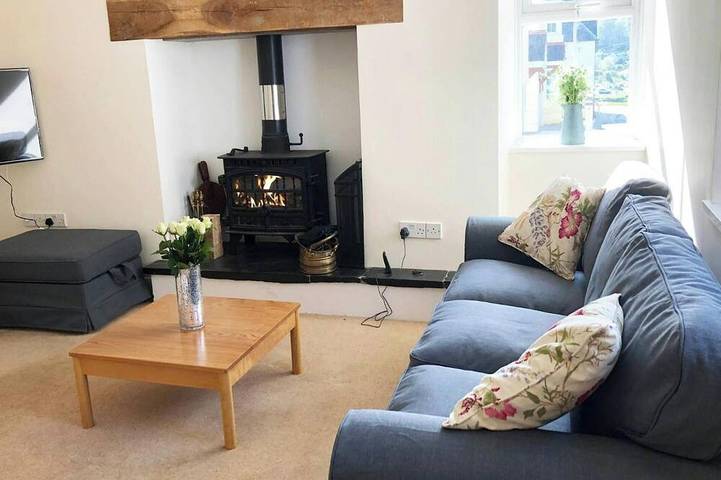 Cottage for 8 people, with garden in Aberporth