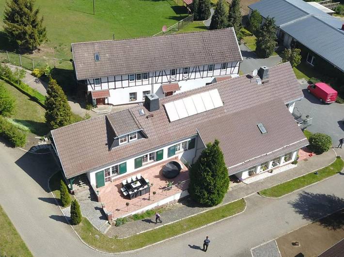Gîte pour 6 personnes, avec Balcon et Terrasse ainsi que Jardin et Vue dans Konigerode