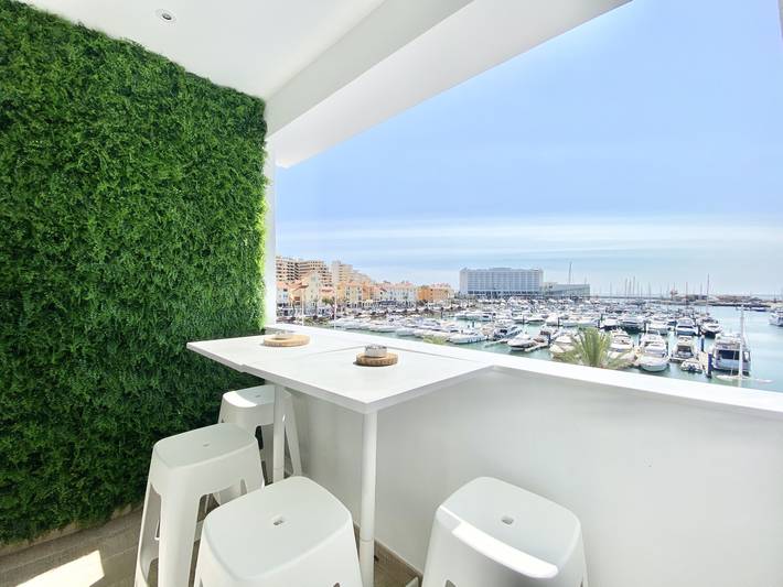 Location de vacances pour 4 personnes, avec terrasse à Vilamoura