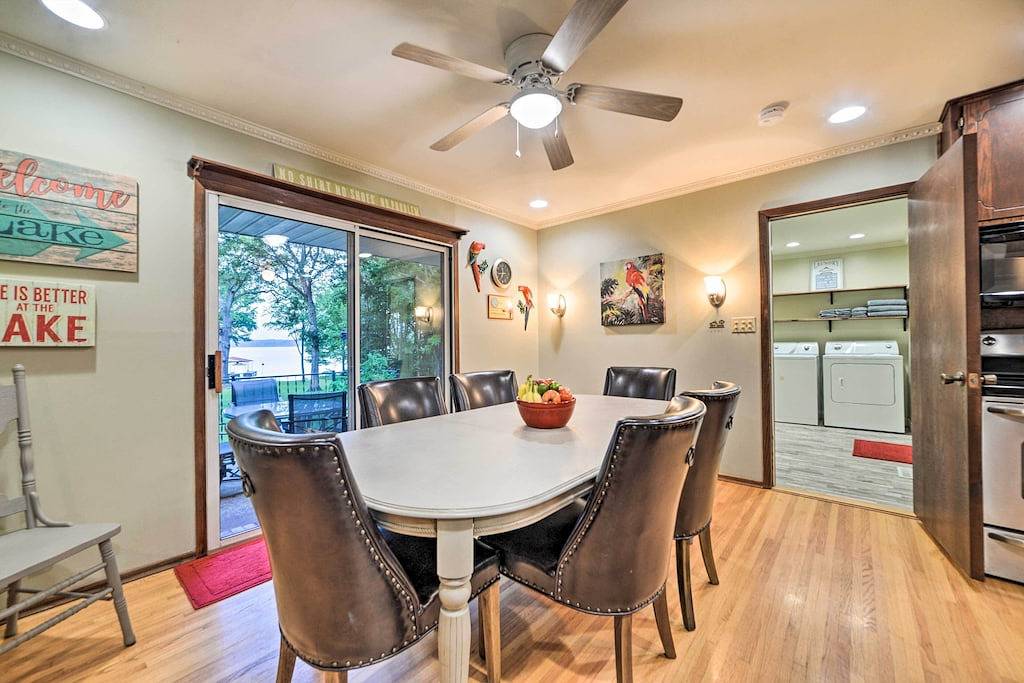 Charming Lakefront Home w/ Grill & Fire Pit! in Kentucky Lake