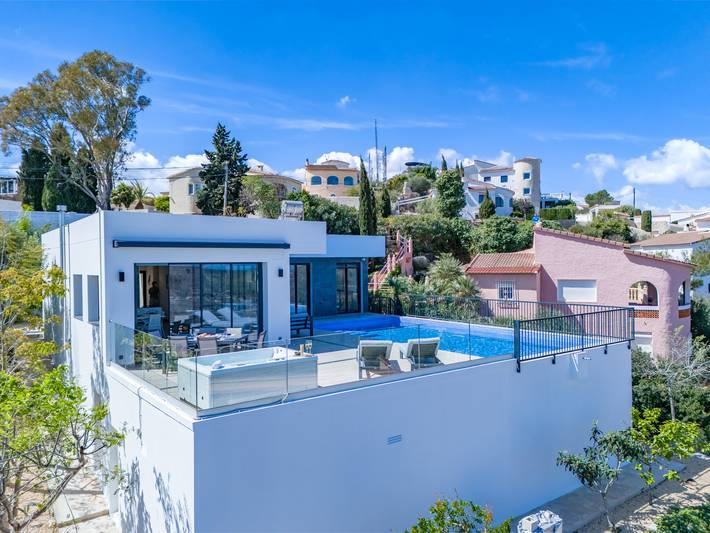 Casa rural para 6 personas, con Jacuzzi además de Terraza y Jardín en Gata de Gorgos