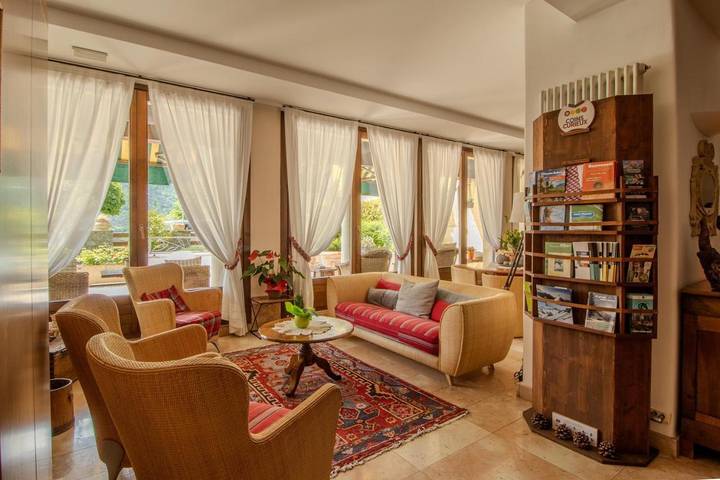 Hôtel pour 2 personnes, avec sauna ainsi que piscine et jardin dans Saint-Vincent - 3