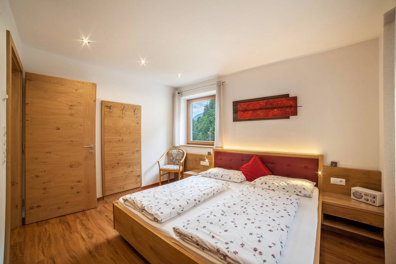 Ganze Wohnung, Ferienwohnung "Hahndl" mit Bergblick, Wlan, Garten & Balkon in Stubaier Alpen, St. Leonhard in Passeier