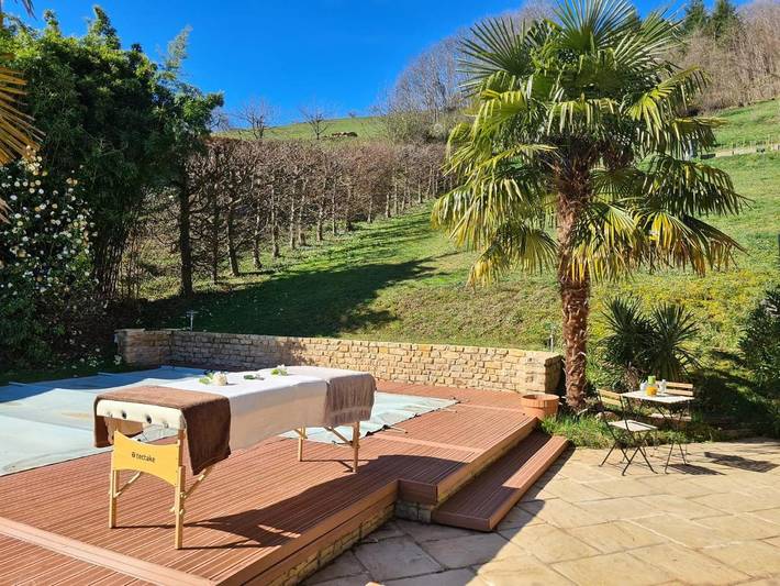 Maison d’hôte pour 2 personnes, avec terrasse et jardin ainsi que sauna et jacuzzi dans Rhône - 3