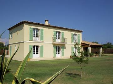 Chambre d’hôte pour 2 personnes, avec jardin dans les Alpes maritimes